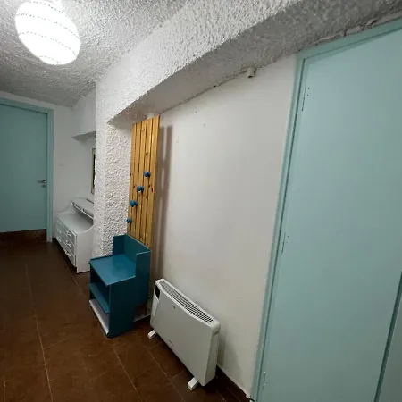 Ciel Apartment, 5 Minutes Walk From Beach! Daire