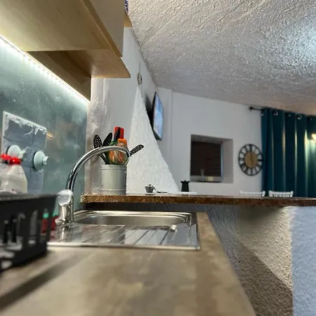 아파트 Ciel Apartment, 5 Minutes Walk From Beach! *