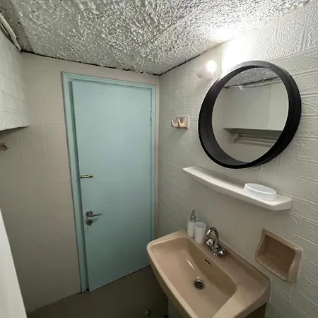 Ciel Apartment, 5 Minutes Walk From Beach! Daire *